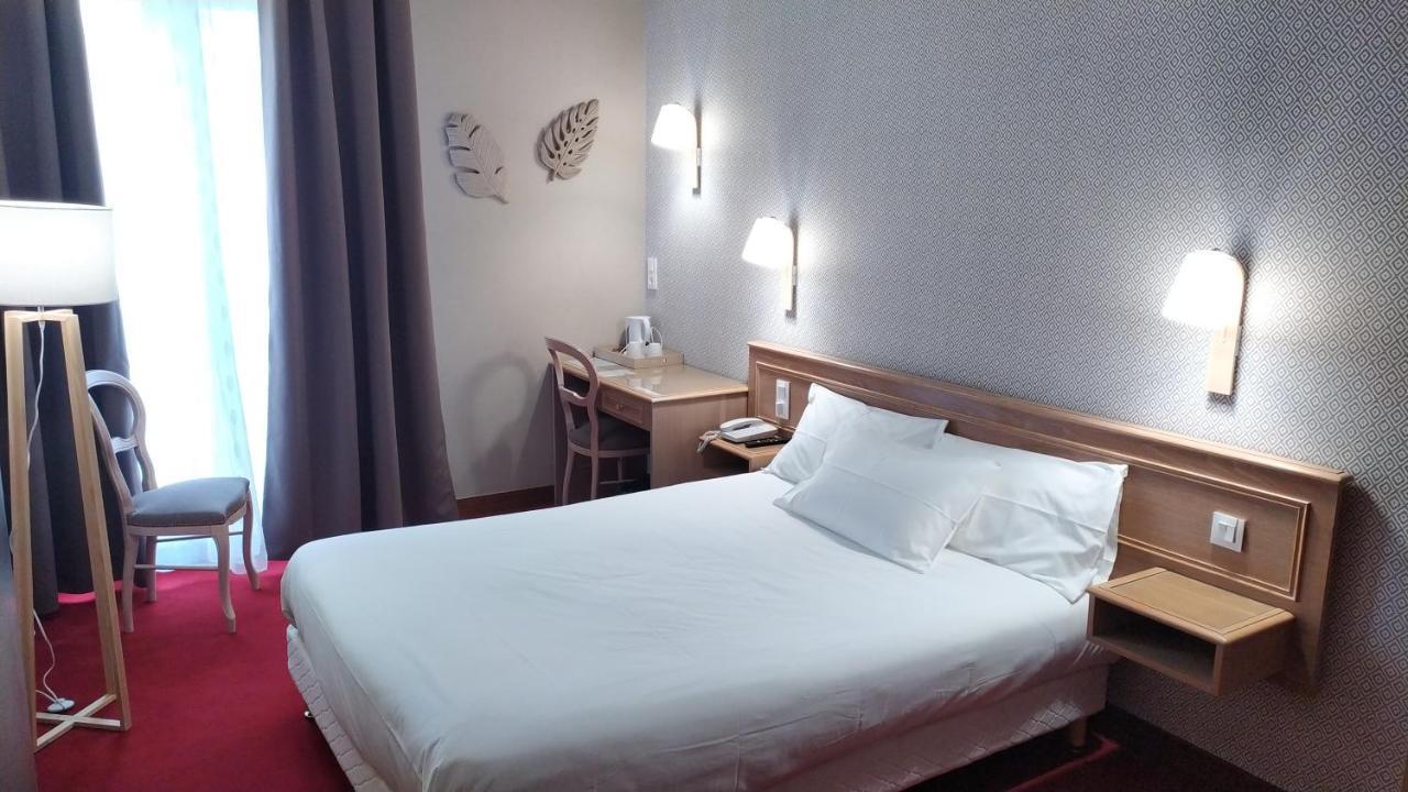 Contact Hotel Limoges - Hotel Des Deux Moulins Екстериор снимка