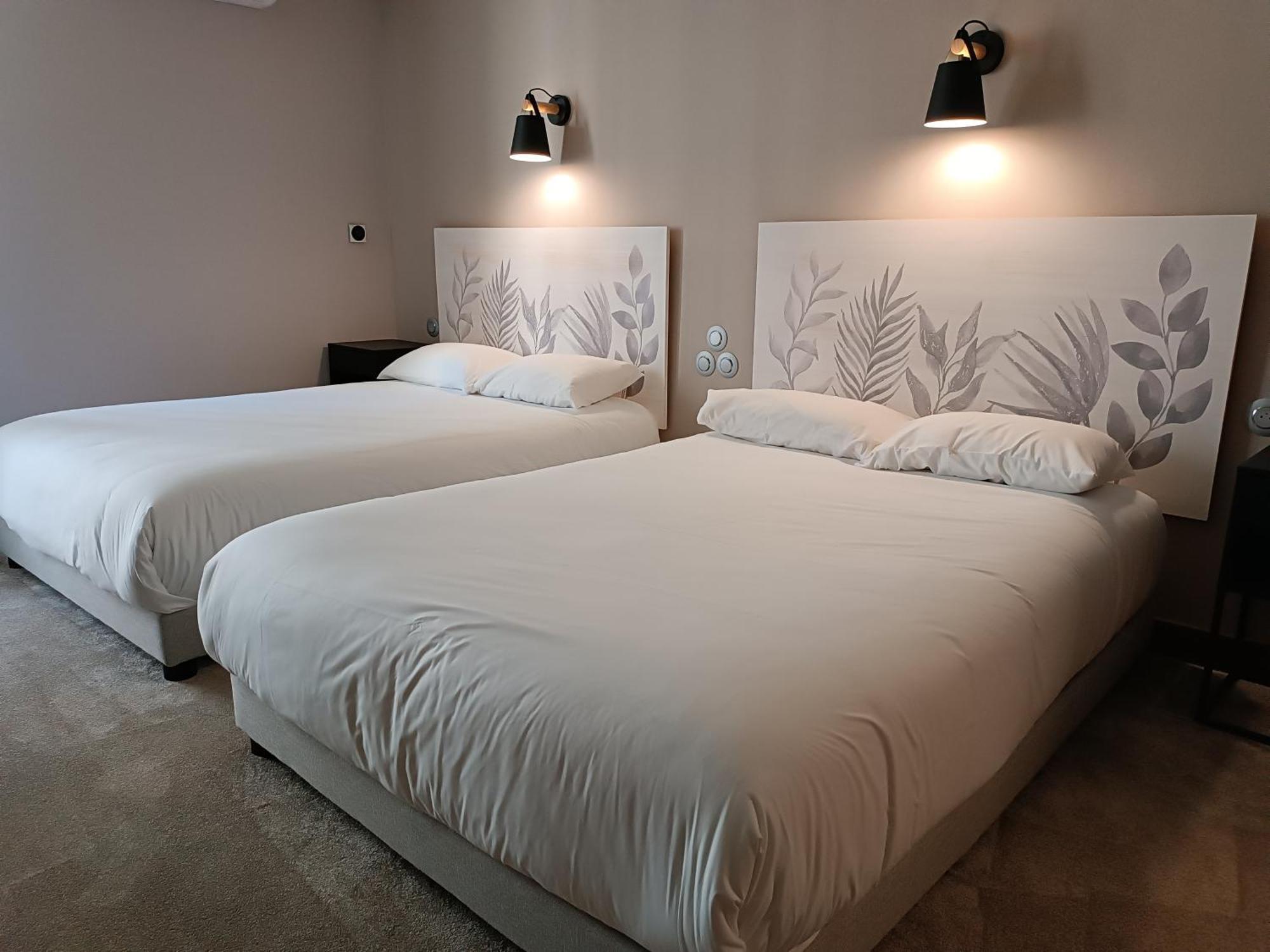 Contact Hotel Limoges - Hotel Des Deux Moulins Екстериор снимка