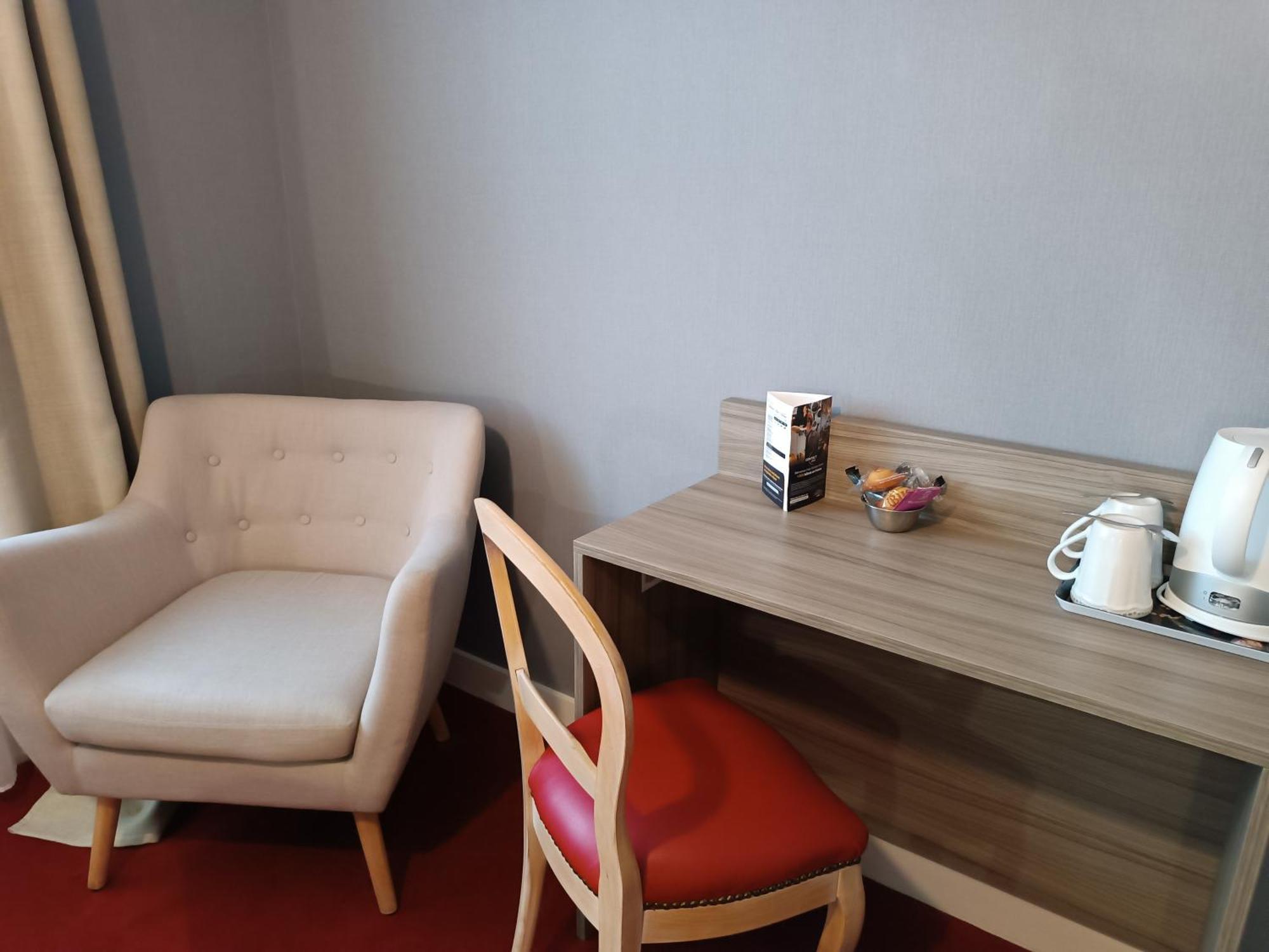 Contact Hotel Limoges - Hotel Des Deux Moulins Екстериор снимка