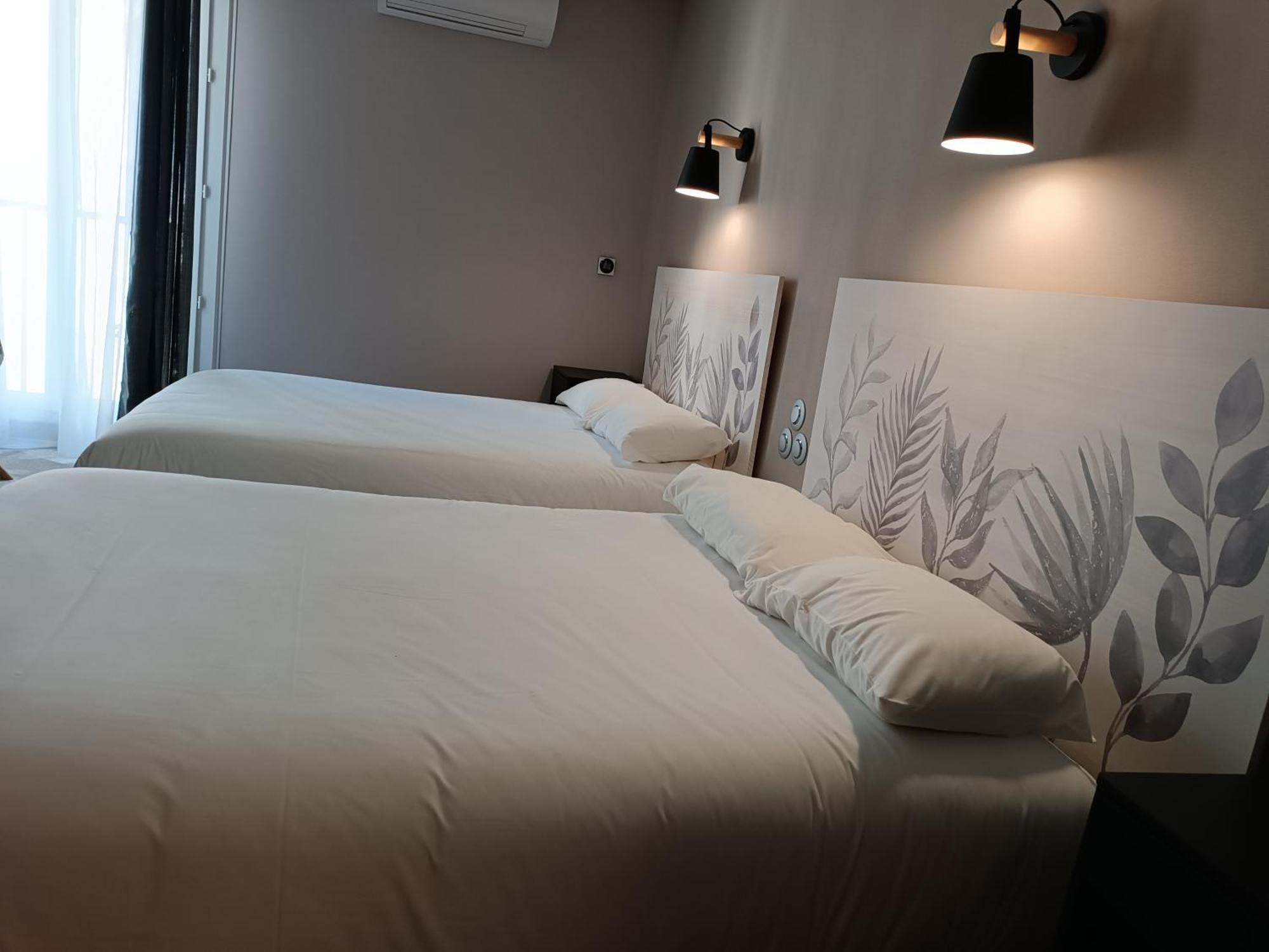 Contact Hotel Limoges - Hotel Des Deux Moulins Екстериор снимка